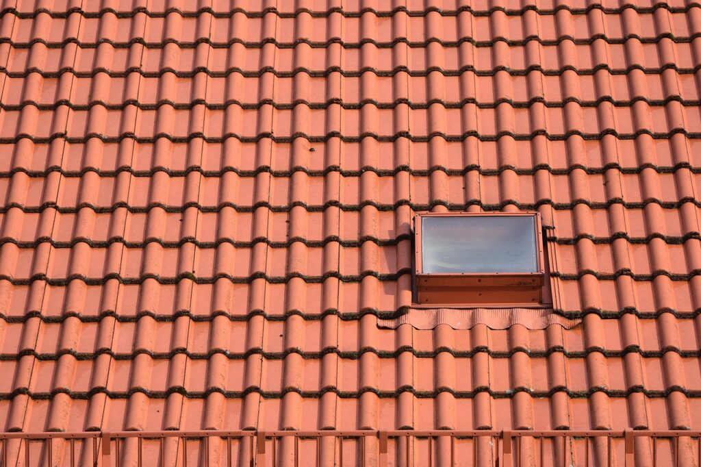 L’importance d’un entretien régulier de votre toiture : guide complet pour les propriétaires